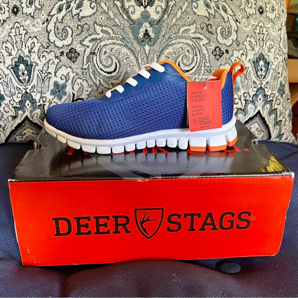 Deer Stags boy’s shoe size 1